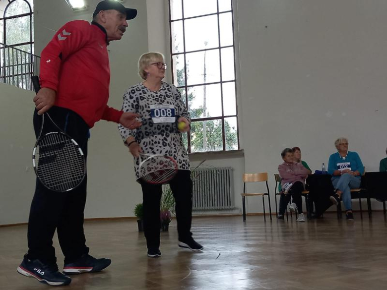 Seniorzy mają moc! Za nami Igrzyska Sportowe Seniorów – Ziębice 2024