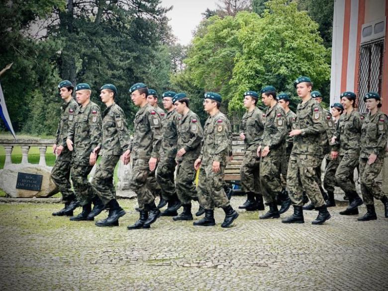 Ślubowanie kadetów i uczniów profilu ratowniczego