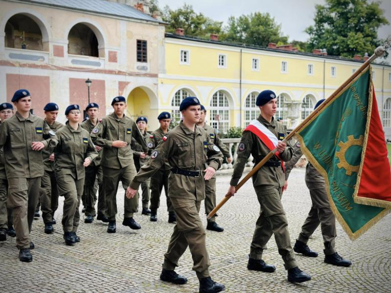 Ślubowanie kadetów i uczniów profilu ratowniczego