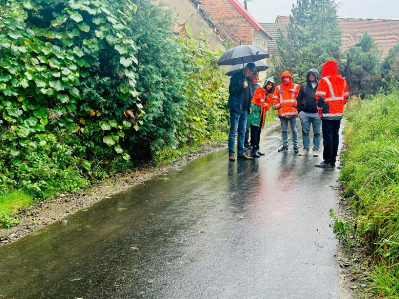 Dwie nowe drogi w Skalicach już służą mieszkańcom