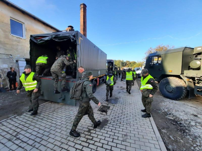 Blisko 80 żołnierzy WOT pomagało w usuwaniu skutków w powodzi w gminie Kamieniec Ząbkowicki