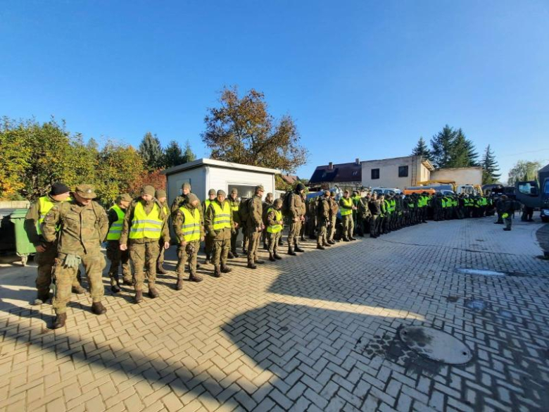 Blisko 80 żołnierzy WOT pomagało w usuwaniu skutków w powodzi w gminie Kamieniec Ząbkowicki