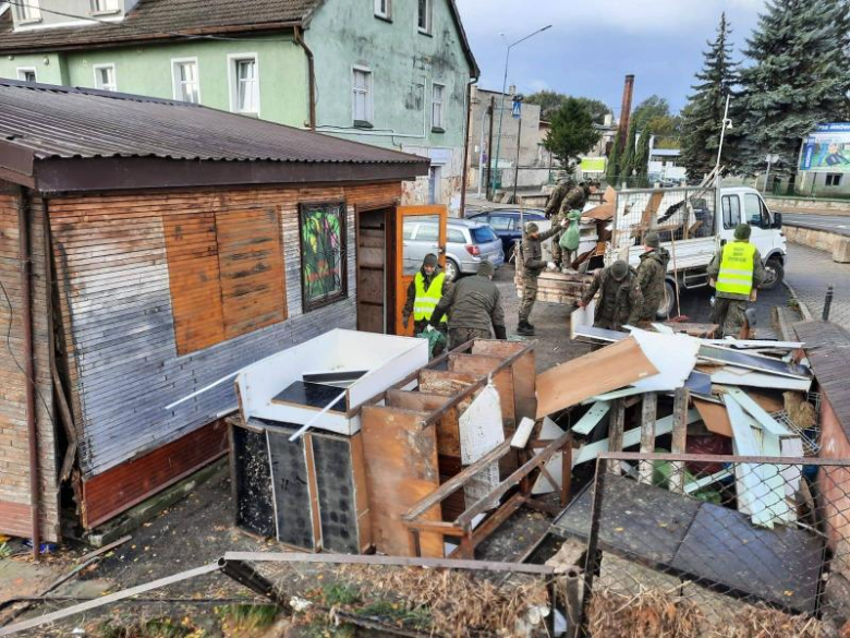 Blisko 80 żołnierzy WOT pomagało w usuwaniu skutków w powodzi w gminie Kamieniec Ząbkowicki