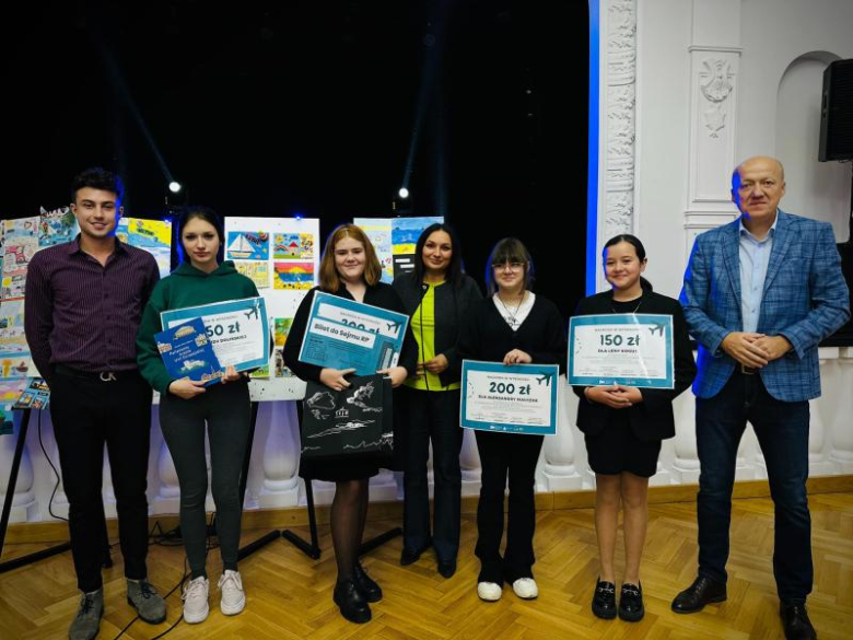 Poznaliśmy laureatów konkursu „Pocztówka z wakacji”