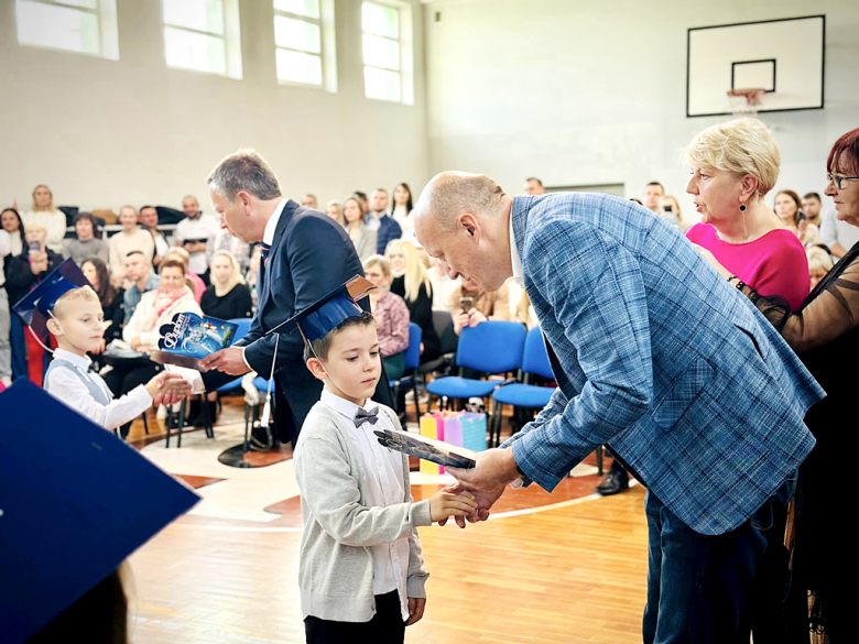 Pasowanie na ucznia w Szkole Podstawowej nr 2 w Ziębicach