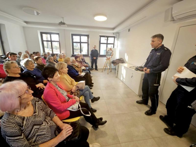 „Stop oszustom! Seniorze, nie daj się nabrać przestępcom. Debata w Ziębicach