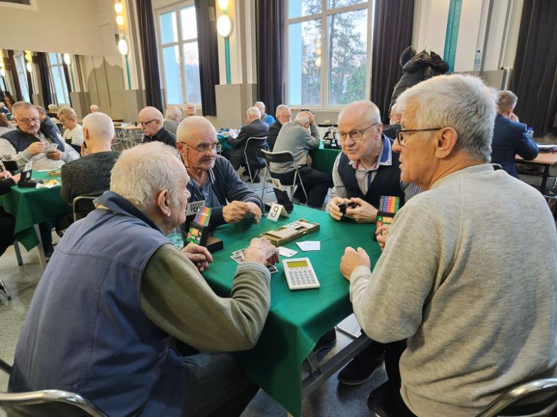 Rywalizacja i integracja seniorów, VIII Turniej w Brydża i VI Turniej w Scrabble w Złotym Stoku