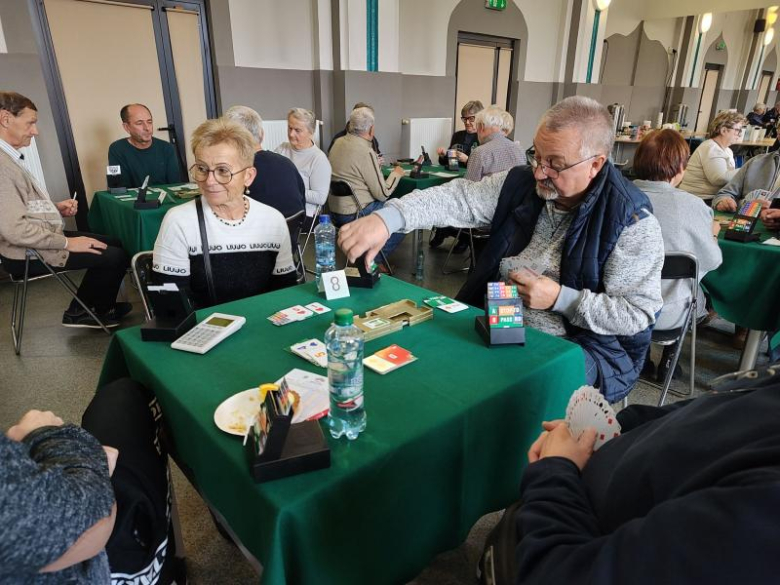 Rywalizacja i integracja seniorów, VIII Turniej w Brydża i VI Turniej w Scrabble w Złotym Stoku