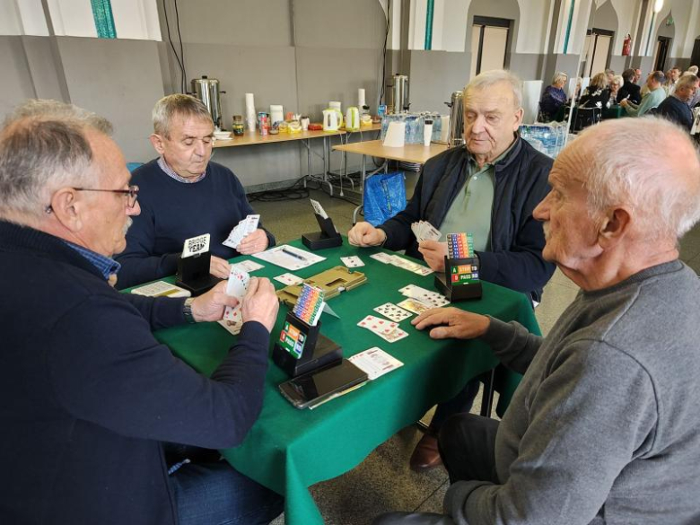 Rywalizacja i integracja seniorów, VIII Turniej w Brydża i VI Turniej w Scrabble w Złotym Stoku