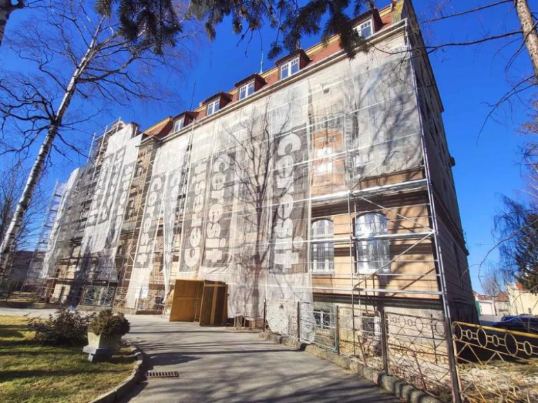 Trwa termomodernizacja Zespołu Szkół Zawodowych w Ząbkowicach Śląskich