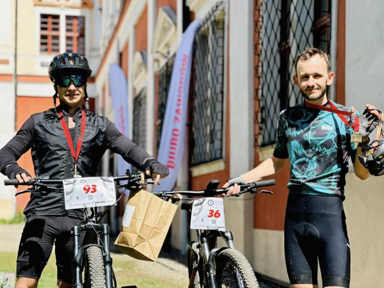 Rowerowe zmagania w Henrykowie 