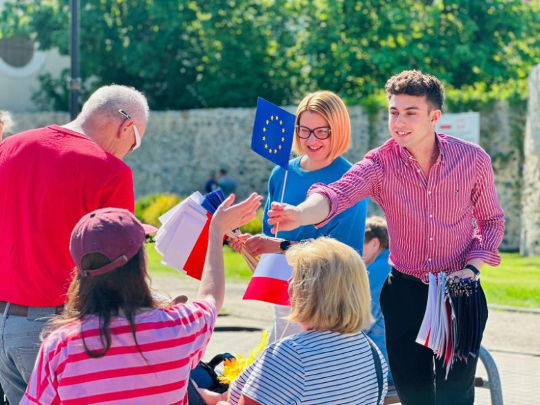 Majówka 2025 w Ziębicach – muzyka, uśmiech i wspólna radość!