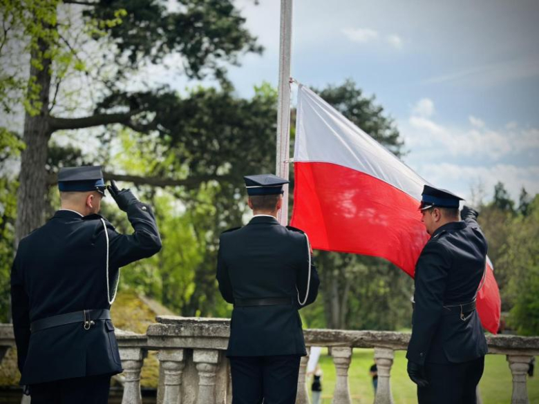 Obchody 234. rocznicy uchwalenia Konstytucji 3 Maja oraz święto strażaków [foto]