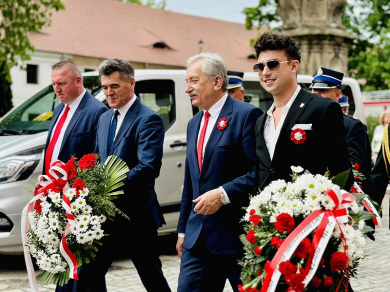 Obchody 234. rocznicy uchwalenia Konstytucji 3 Maja oraz święto strażaków [foto]
