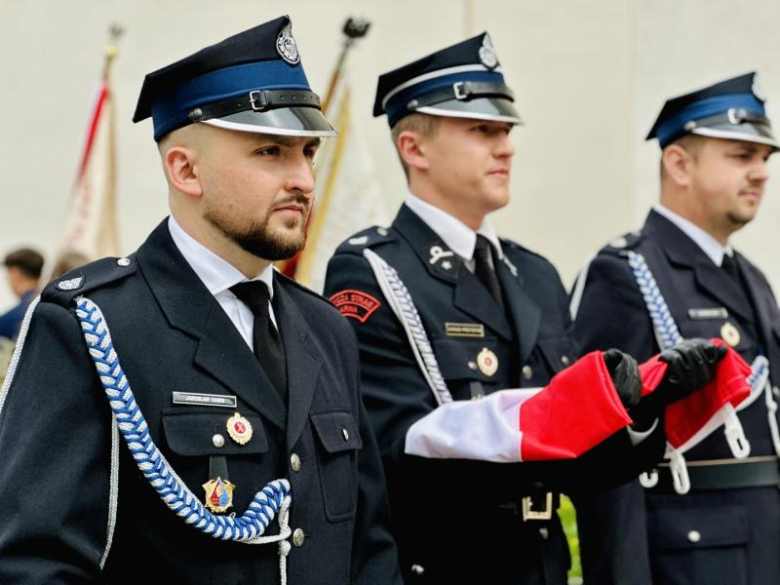 Obchody 234. rocznicy uchwalenia Konstytucji 3 Maja oraz święto strażaków [foto]