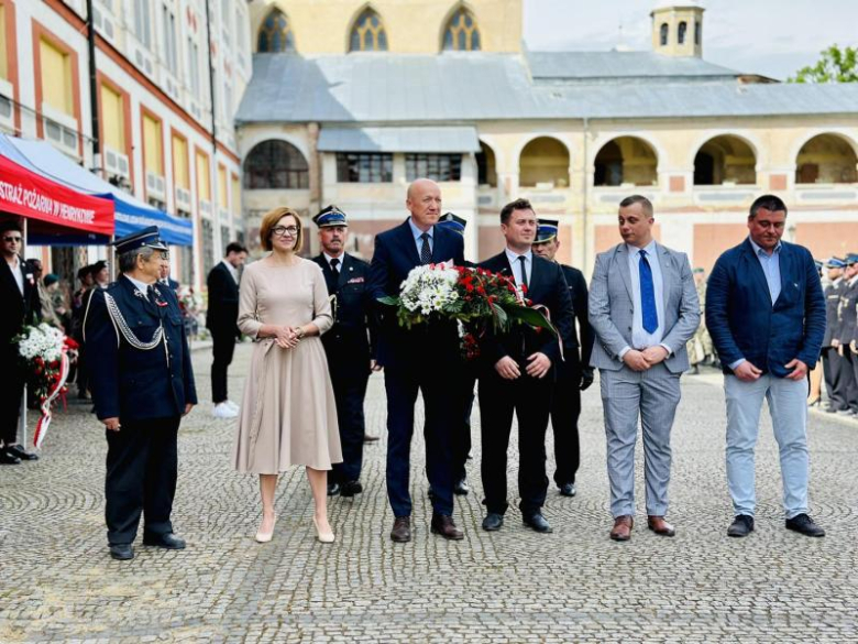 Obchody 234. rocznicy uchwalenia Konstytucji 3 Maja oraz święto strażaków [foto]