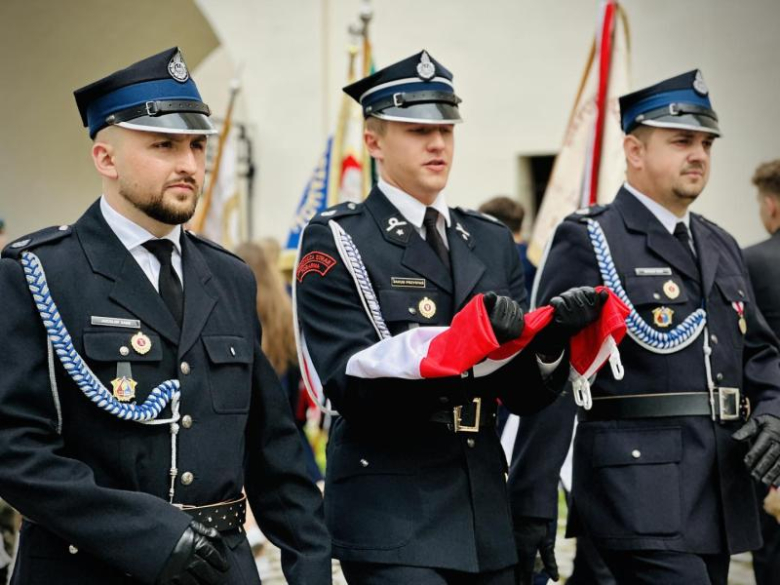 Obchody 234. rocznicy uchwalenia Konstytucji 3 Maja oraz święto strażaków [foto]