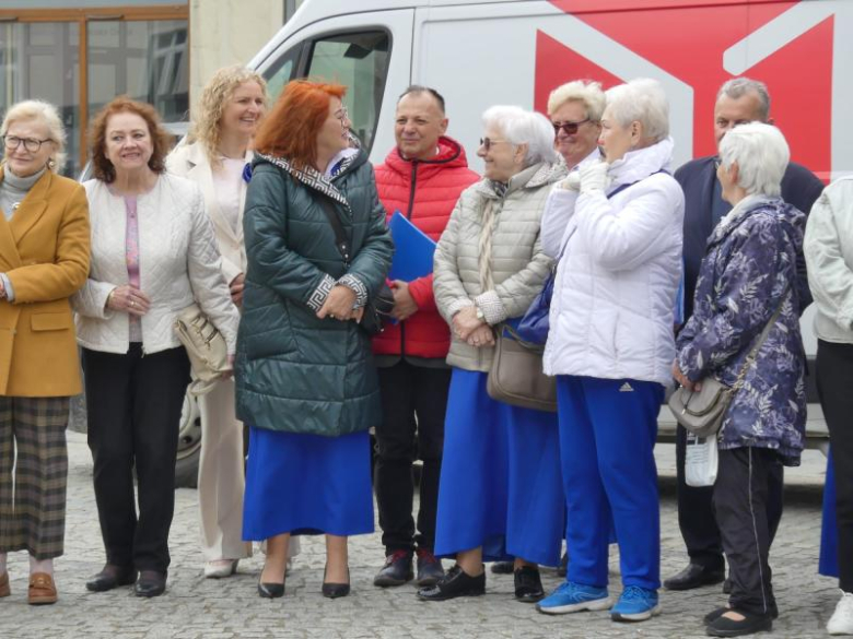 Tam, gdzie dojrzałość spotyka radość – jubileusz Uniwersytetów Trzeciego Wieku