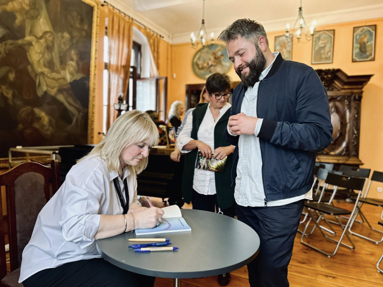 Spotkanie autorskie z Janiną Świderską