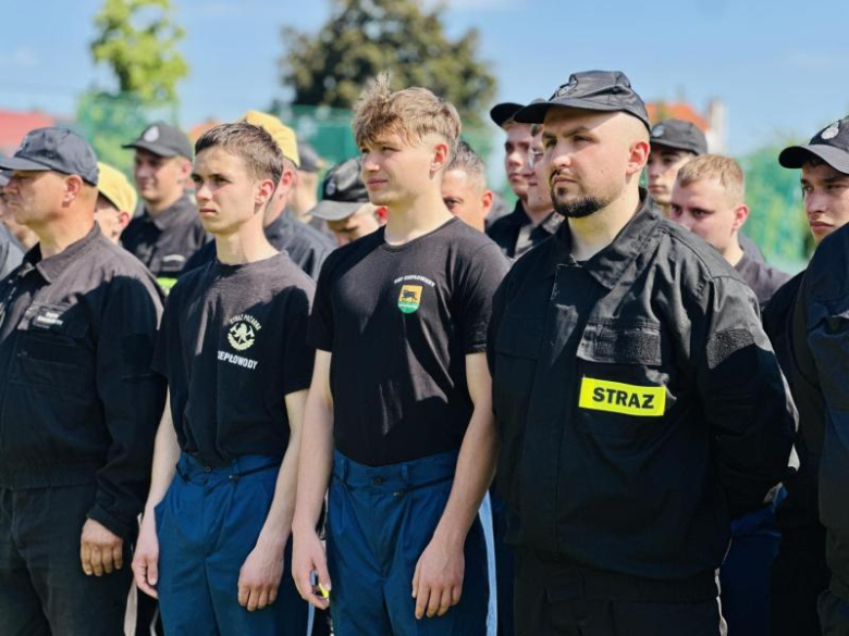 Zawody sportowo-pożarnicze w Ziębicach: OSP Ciepłowody tuż przed Głęboką