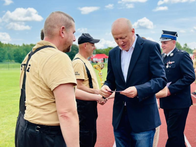 Zawody sportowo-pożarnicze w Ziębicach: OSP Ciepłowody tuż przed Głęboką