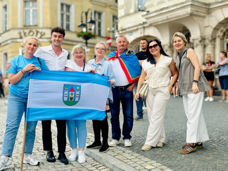 Zakład przegrany, słowo dotrzymane – burmistrz Ziębic pobiegł do Złotego Stoku