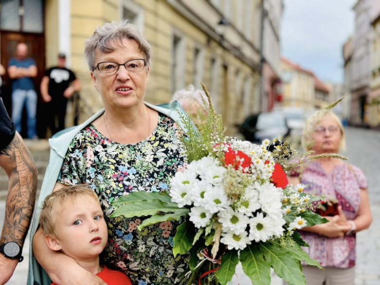 Zakład przegrany, słowo dotrzymane – burmistrz Ziębic pobiegł do Złotego Stoku