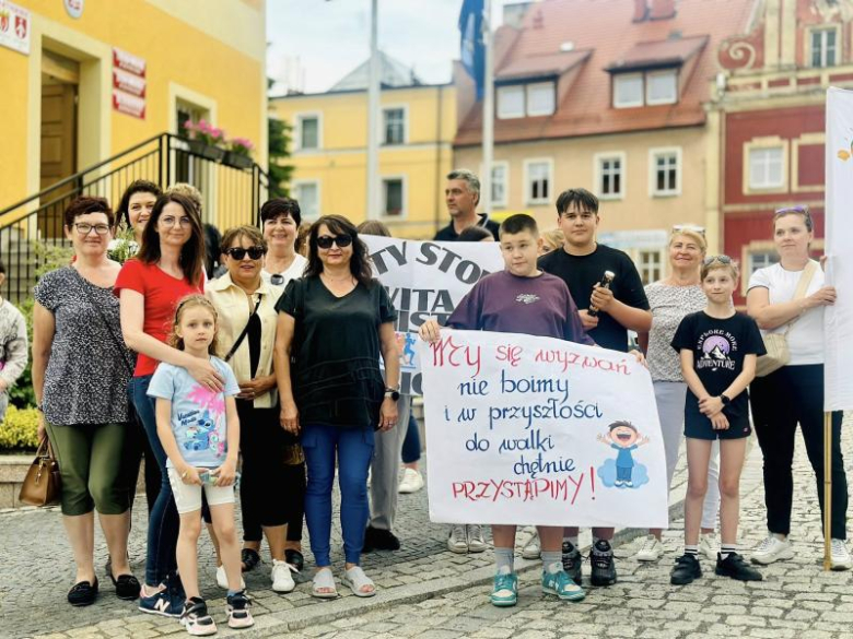 Zakład przegrany, słowo dotrzymane – burmistrz Ziębic pobiegł do Złotego Stoku