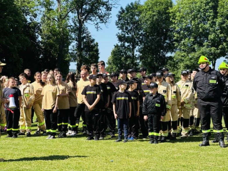 Dziecięce i młodzieżowe drużyny pożarnicze rywalizowały w zawodach sportowo-pożarniczych