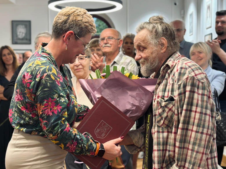 Wernisaż wystawy Zygmunta Wojtasika w Ziębickim Centrum Kultury
