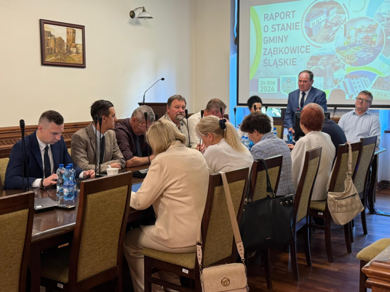 Burmistrz Ząbkowic Śląskich z jednogłośnym absolutorium za 2024 rok