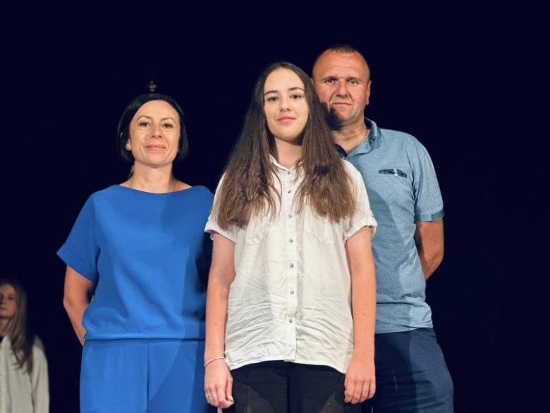 Uroczyste pożegnanie absolwentów Szkoły Podstawowej nr 4 w Ziębicach