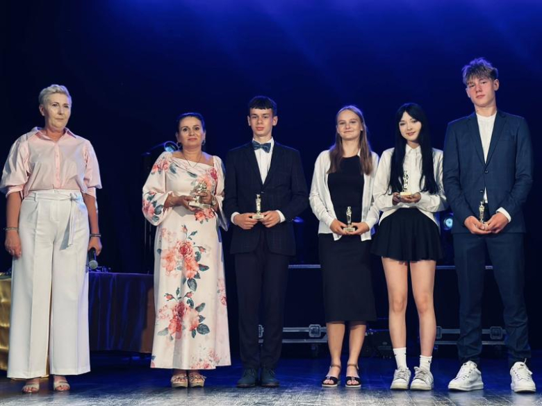Zakończenie nauki w klasach ósmych szkoły podstawowej nr 2 w Ziębicach