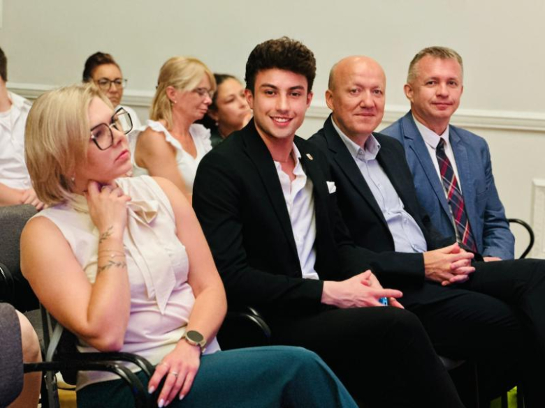 Zakończenie nauki w klasach ósmych szkoły podstawowej nr 2 w Ziębicach