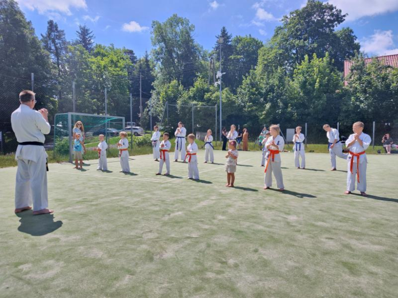 Ostatni trening przed wakacjami i zabawa w pianie z Satori Klub Karate Kyokushin