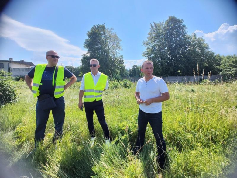 Plac budowy przekazany – rusza inwestycja mieszkaniowa w Złotym Stoku
