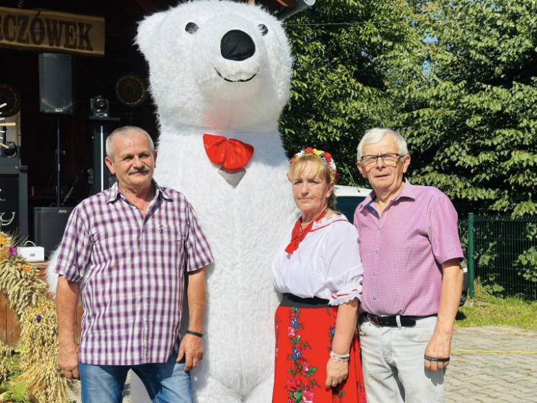 Dożynki w Starczówku – wspólne świętowanie plonów
