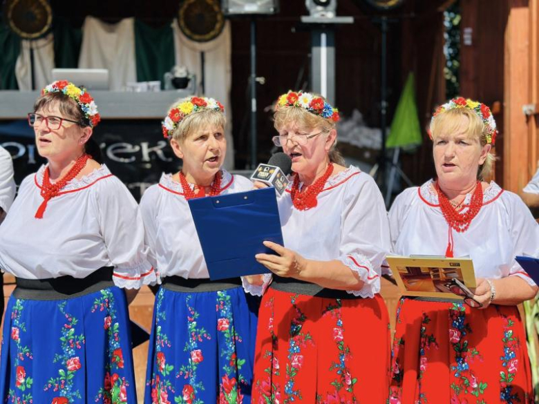 Dożynki w Starczówku – wspólne świętowanie plonów