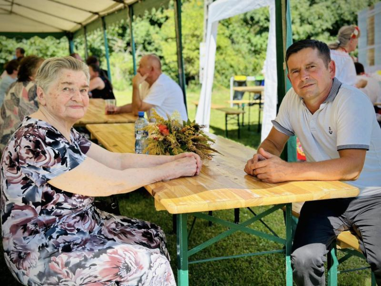 Dożynki w Starczówku – wspólne świętowanie plonów