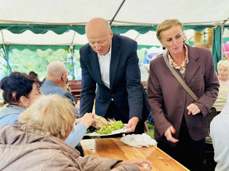 Dożynki w Służejowie i Niedźwiedniku