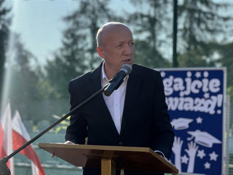 Gminne rozpoczęcie roku szkolnego w Szkole Podstawowej nr 2 w Ziębicach