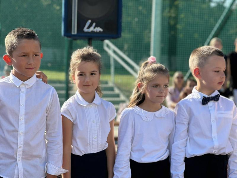 Gminne rozpoczęcie roku szkolnego w Szkole Podstawowej nr 2 w Ziębicach