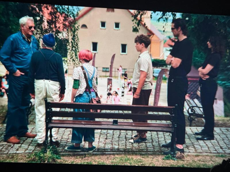 Film „Dziadku, wiejemy!” z lokalnymi akcentami Srebrnej Góry trafił na Netflixa