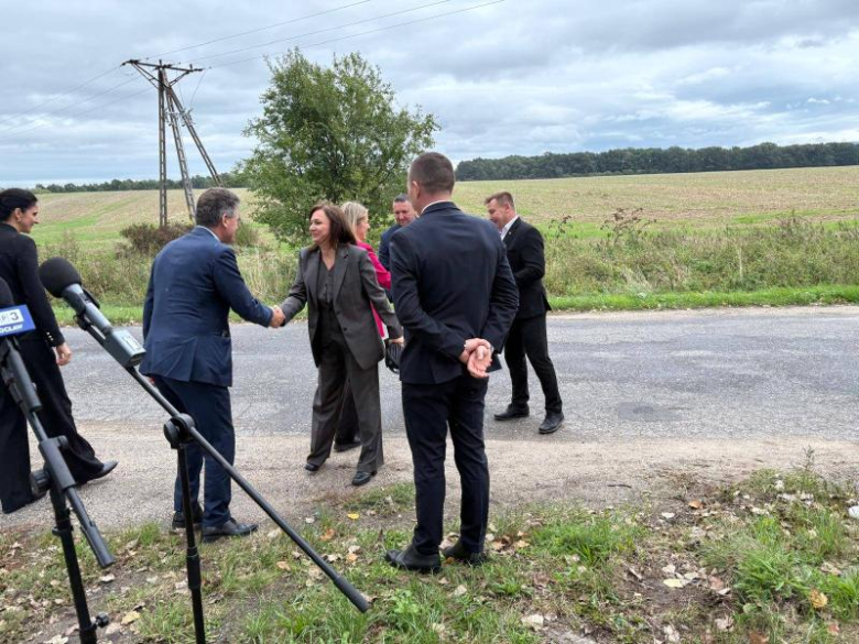 Będzie modernizacja drogi Ożary – Kamieniec Ząbkowicki. Kolejne miliony na odbudowę po powodzi