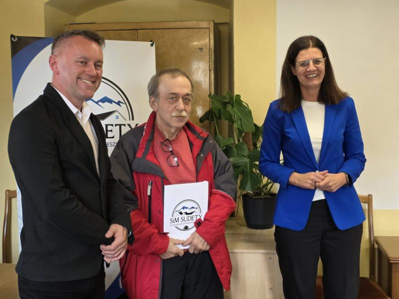 Kolejni mieszkańcy podpisali umowy na mieszkania w ramach SIM Sudety