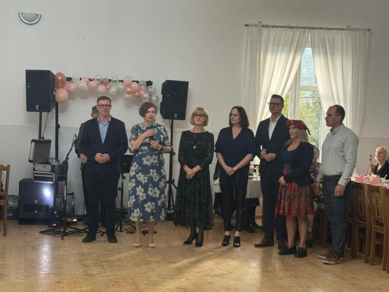 Radość, taniec i wspólnota – Bal Seniora 2025 w Grodziszczu