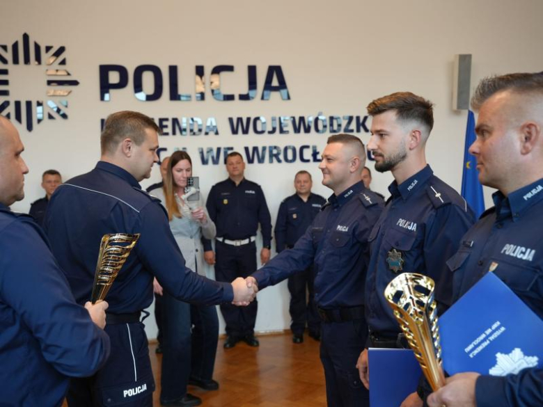 Asp. Damian Bieńko najlepszym dzielnicowym Dolnego Śląska