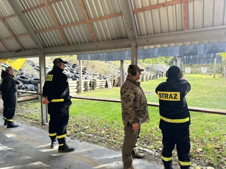 Strażacy-ochotnicy z powiatu ząbkowickiego rywalizowałli w zawodach strzeleckich. Znamy najlepszych