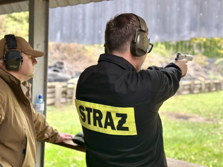 Strażacy-ochotnicy z powiatu ząbkowickiego rywalizowałli w zawodach strzeleckich. Znamy najlepszych