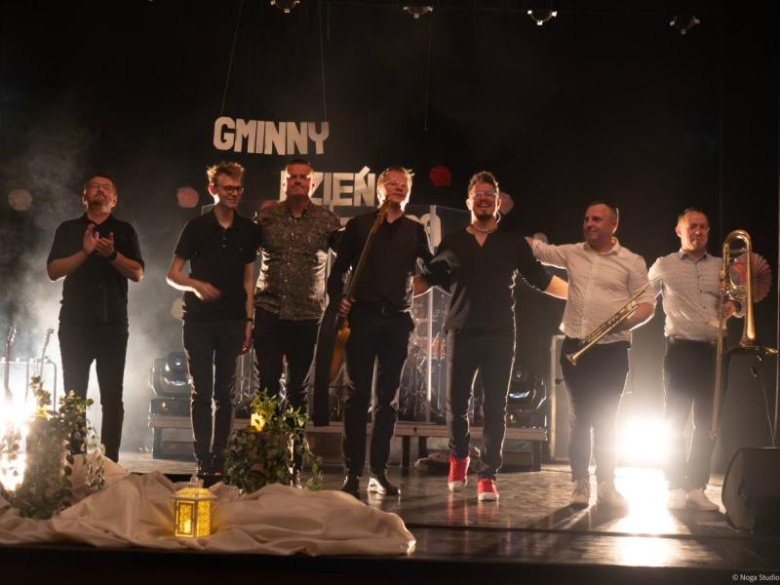 Gminny Dzień Seniora w Ciepłowodach – święto radości, muzyki i wspólnoty